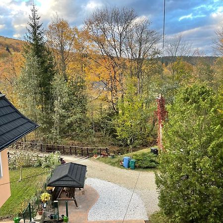 Отель Montana Сучевица Экстерьер фото